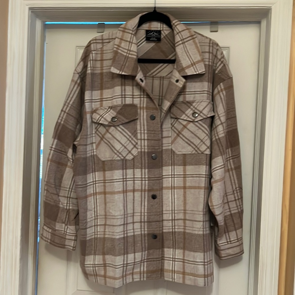 Hfx Shacket Beige & Cream Color